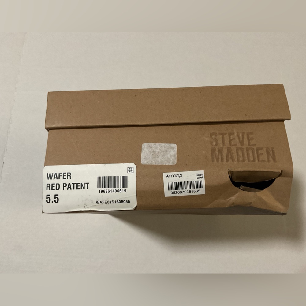 Steve Madden - Wafer 5.5 Cherry Red Patent Leather Strappy Stiletto- NWT - Picture 6 of 6